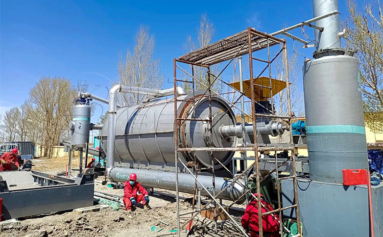 内蒙16噸半連續油泥熱解處理項目